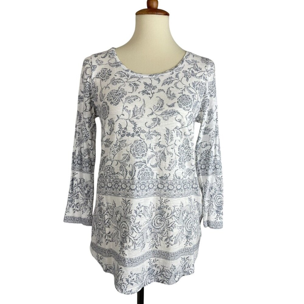 Lucky Brand Women’s Small 3/4 Length Sleeve Shirt Blue Grey White Floral [Hole]